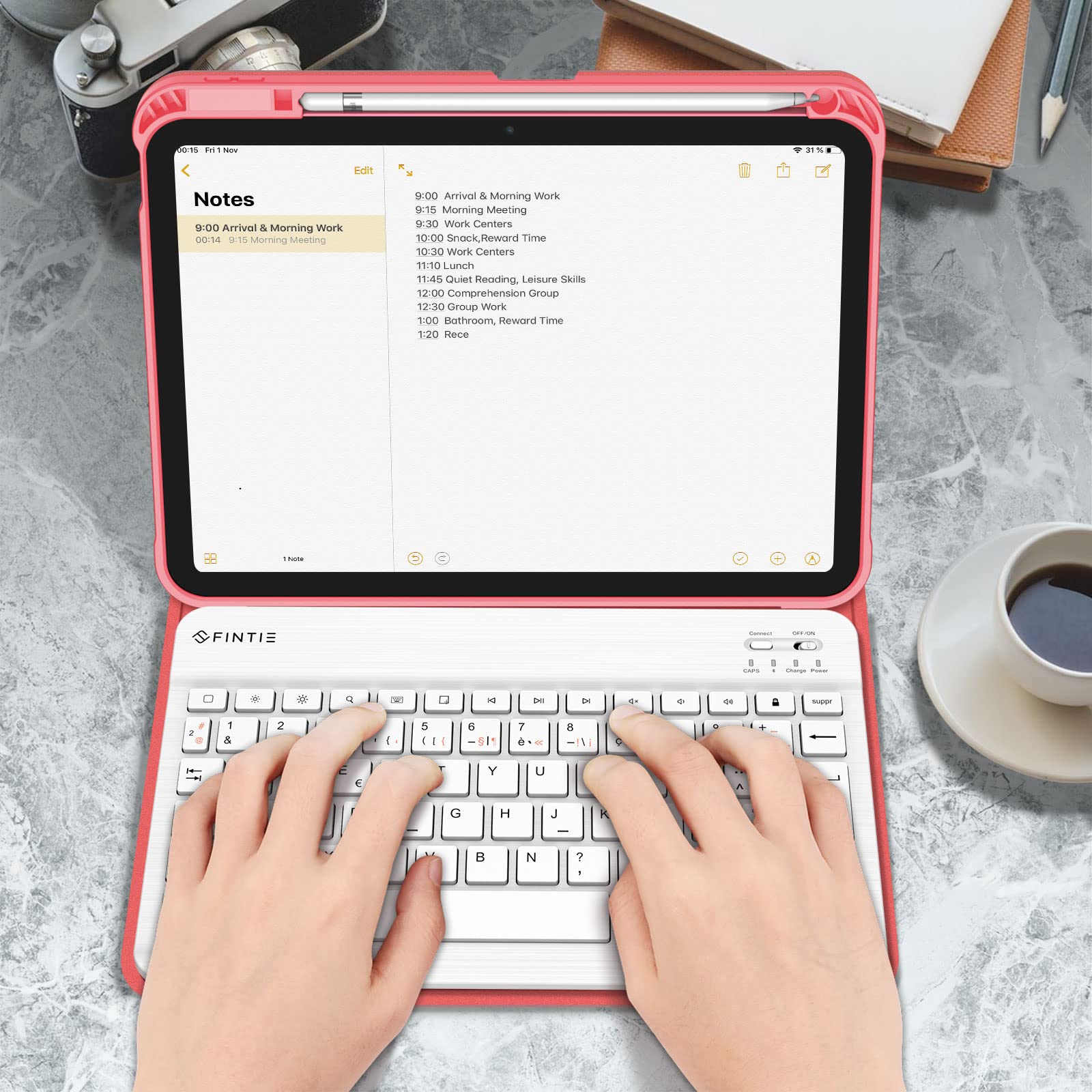 FINTIE Clavier pour iPad A16 11" 11e Génération 2025 / iPad 10e Génération 10.9" 2022, Coque avec Porte-Stylet, Multi-Angles, Clavier AZERTY sans Fil Bluetooth, Rose