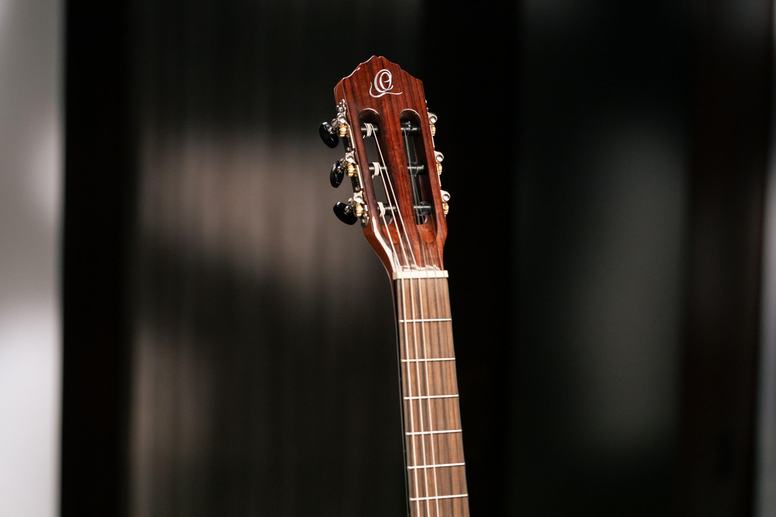 Ortega Guitars 3/4 Konzert Gitarre – Student Series – Fichte, Katalpa, Hochglanz Natur (RST5-3/4)