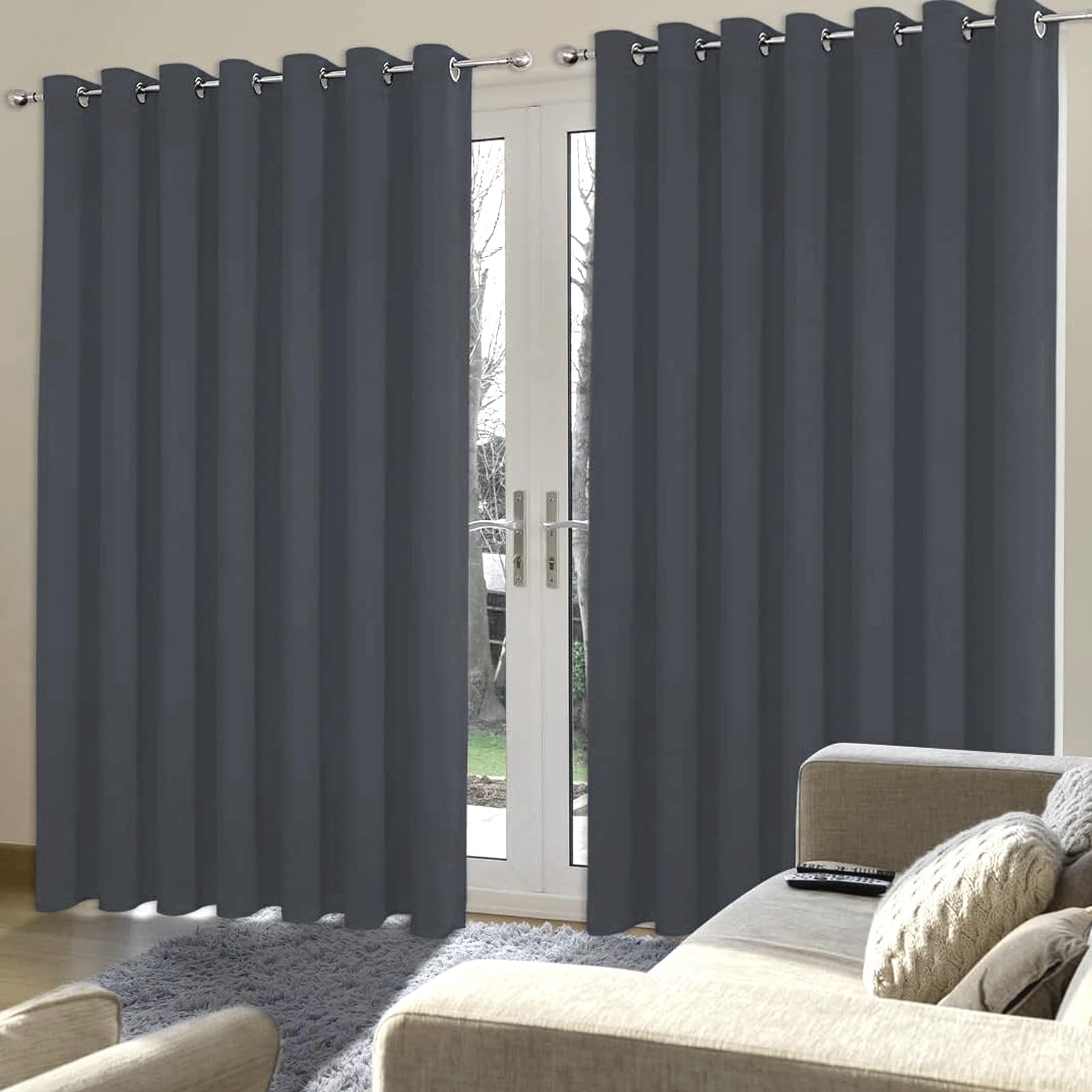 Rideaux occultant anti froid résout les problèmes de lumière et bruit en chambre