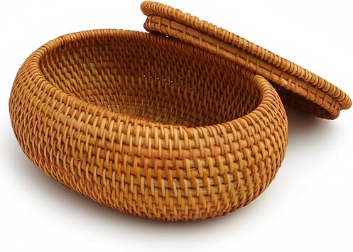 Natural Rattan Storage Basket for Home Organization, Wicker Basket with Lid, Round Decorative Box for Keys, Snacks, Fruits, Oval