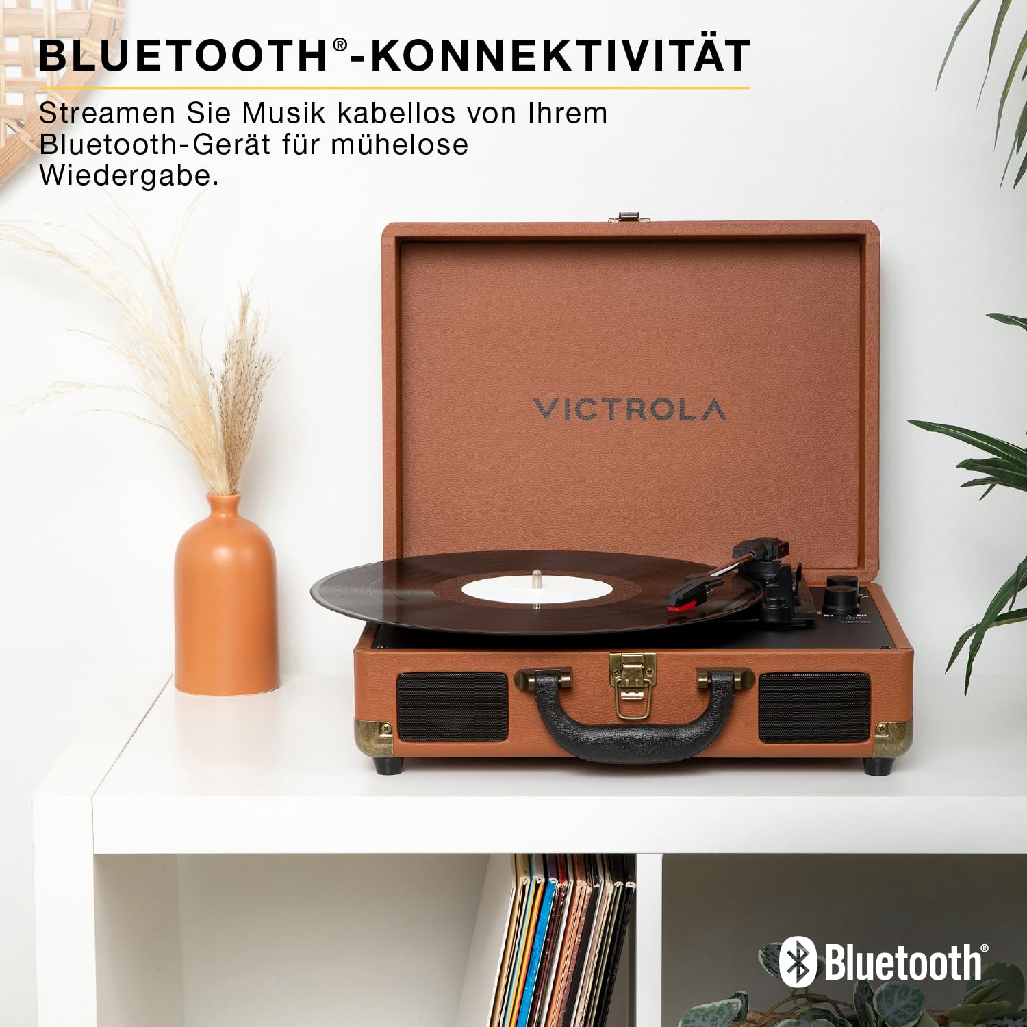 Victrola Journey II – Bluetooth-Kofferplattenspieler – Integrierte Stereo-Lautsprecher mit verbessertem Bass, 3-Geschwindigkeits-Plattenspieler, RCA- und Kopfhörerausgänge(Rosa)