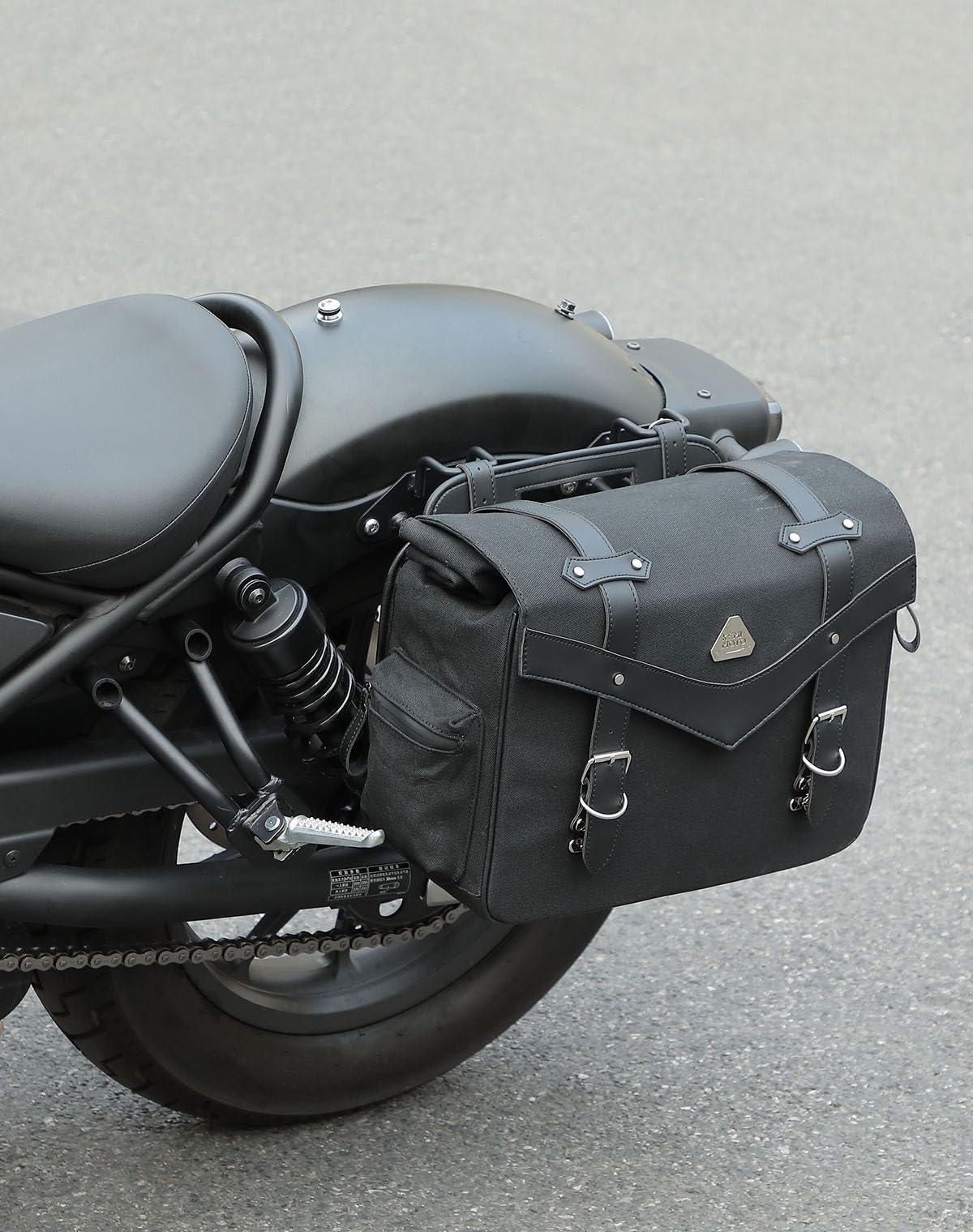 KEMIMOTO Borsa Posteriore Moto, 15L Borsa Laterale Moto Universale in Tela Cerata e Pelle, Borse Sella Impermeabile Compatibile con Softail Dyna Sportster Cruiser