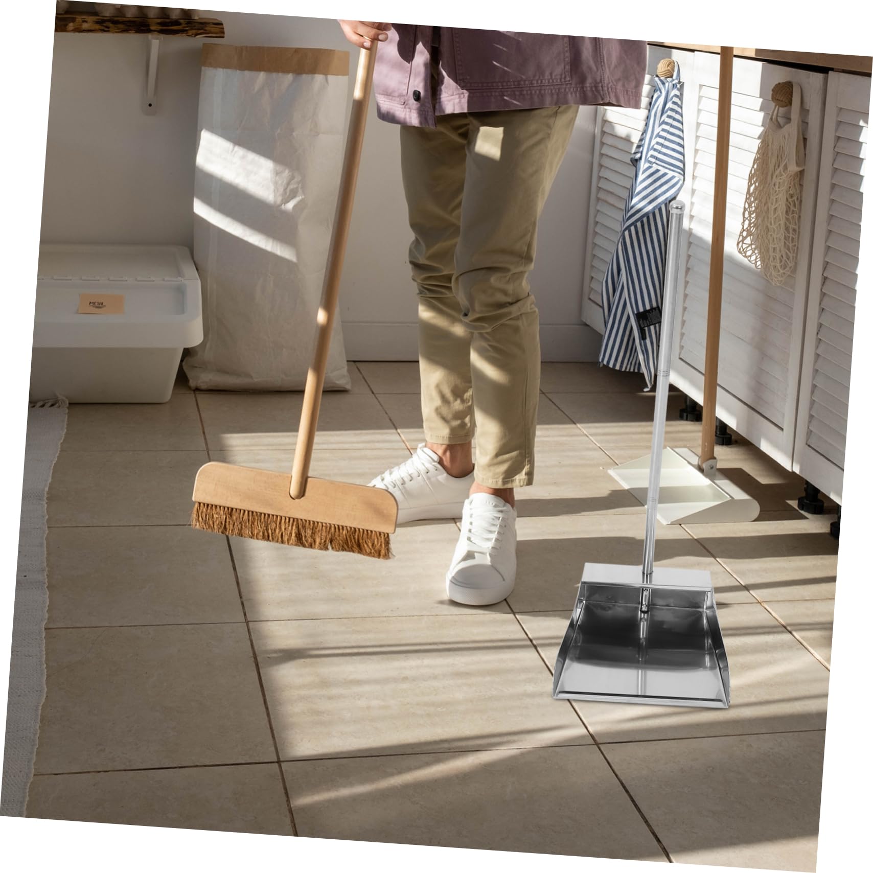 STOBOK Pala De Basura Bandeja De Garaje Comprar Herramienta De Limpieza De La Casa Recogedor De Interior Recogedores Con Mango Sartén Larga Cepillo De Barrido Acero Inoxidable Niño Metal