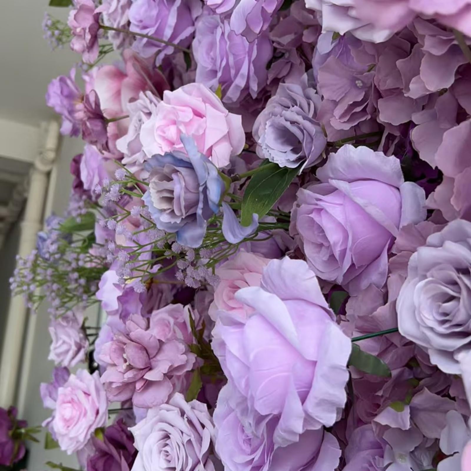 Romantische, Lilafarbene Blumenwand Aus Stoff – Handgefertigte Pflanzenhintergrundwand, Ideal Für Schaufenster, Hochzeiten Und Fotodekoration, 2,4 X 2,4 M / 7,8 X 7,8 Fuß