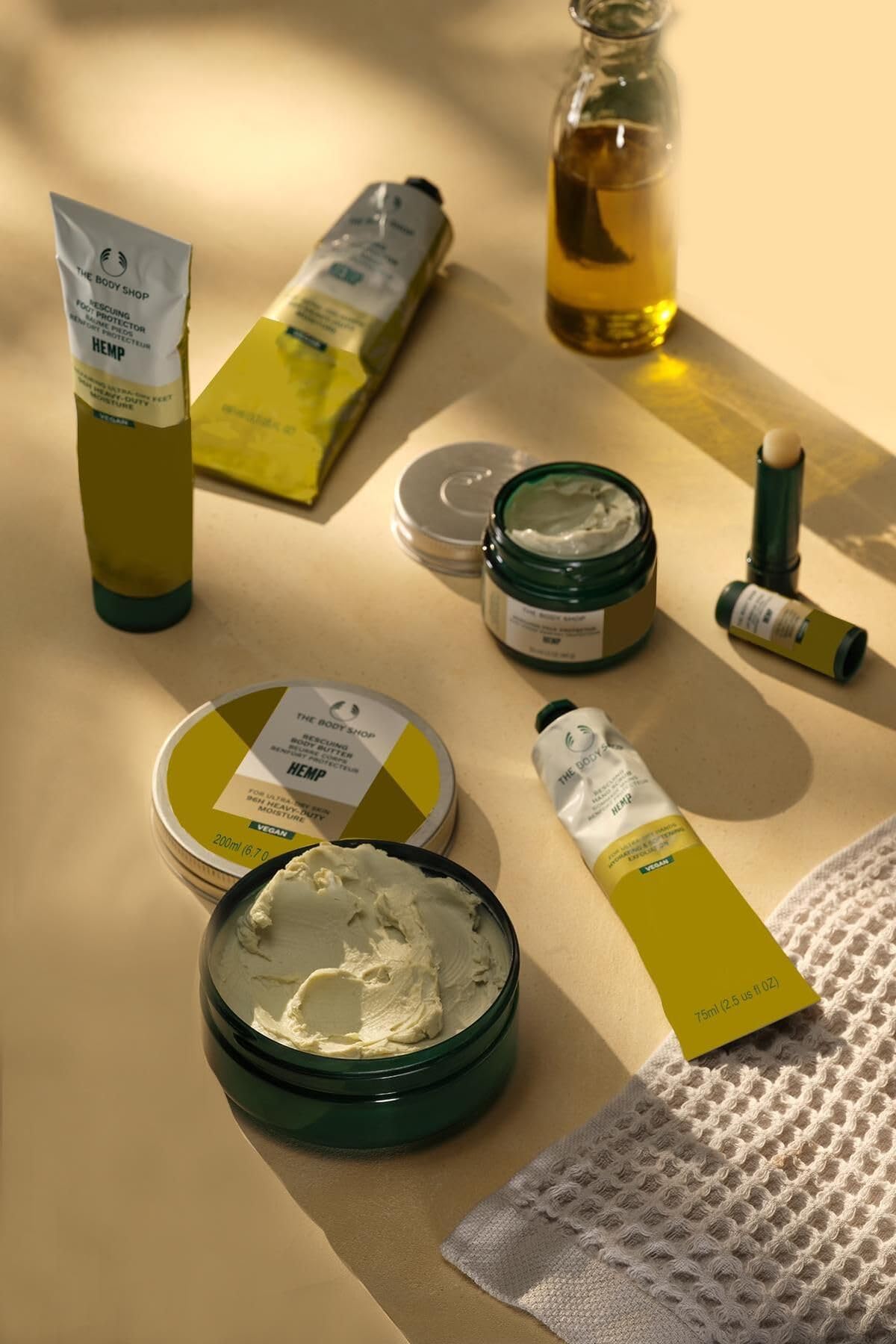 The Body Shop Hemp Kenevirli Koruyucu El Kremi 100 ml