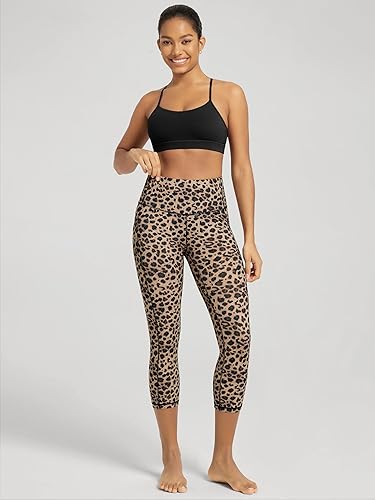 Miniatura 329 de ODODOS - Leggings tipo capri de mujer, no se traslucen y modelan el abdomen, con cintura alta y bolsillos; para hacer yoga, atletismo, ejercicio