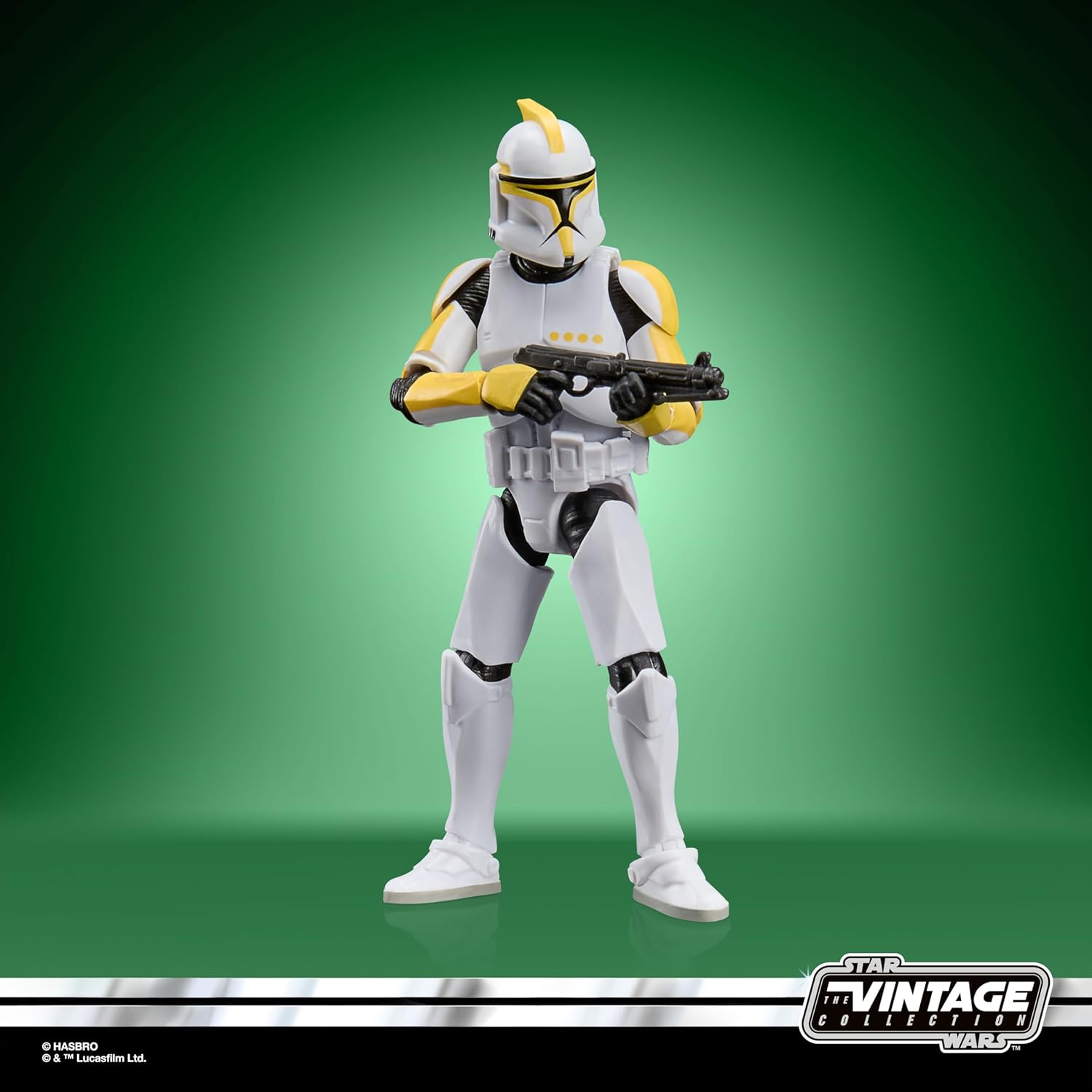 STAR WARS The Vintage Collection Clone Trooper Commander, Attack of the Clones Premium 3.75 Inch Collectible Action Figure