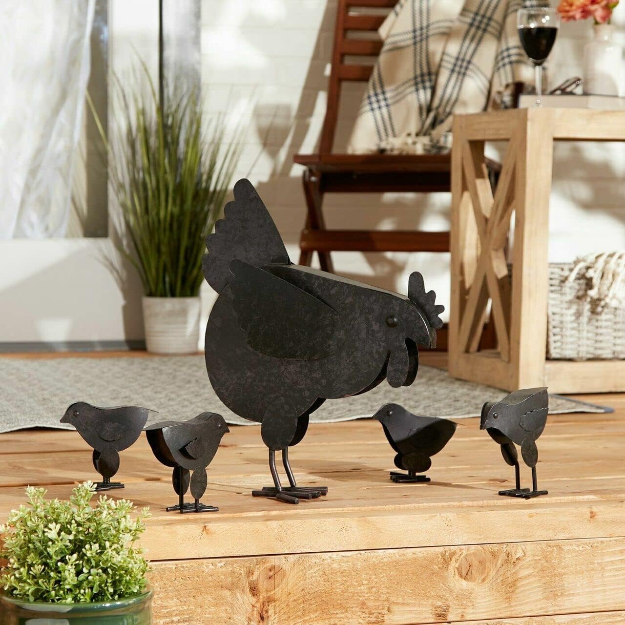 VERDUGO GIFT CO Hen With Chicks Sculpture