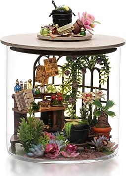 Cuteefun DIY Miniature Dolls House Kit, Mini House with Dust Cover, 124