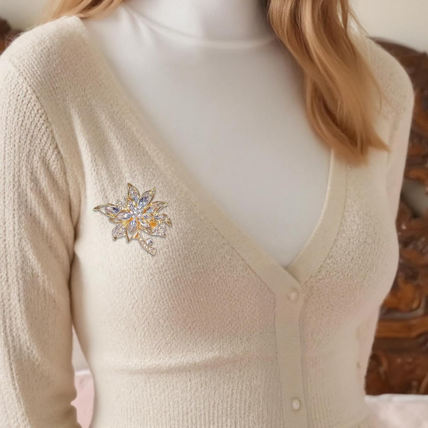 Crystal Flower Brooch Pin for Women, Silver Tone Rhinestone Floral Lapel Badge, Sparkling Jewelry Accessory for Coat Dress Scarf, Party Decoration (Silver) image 4