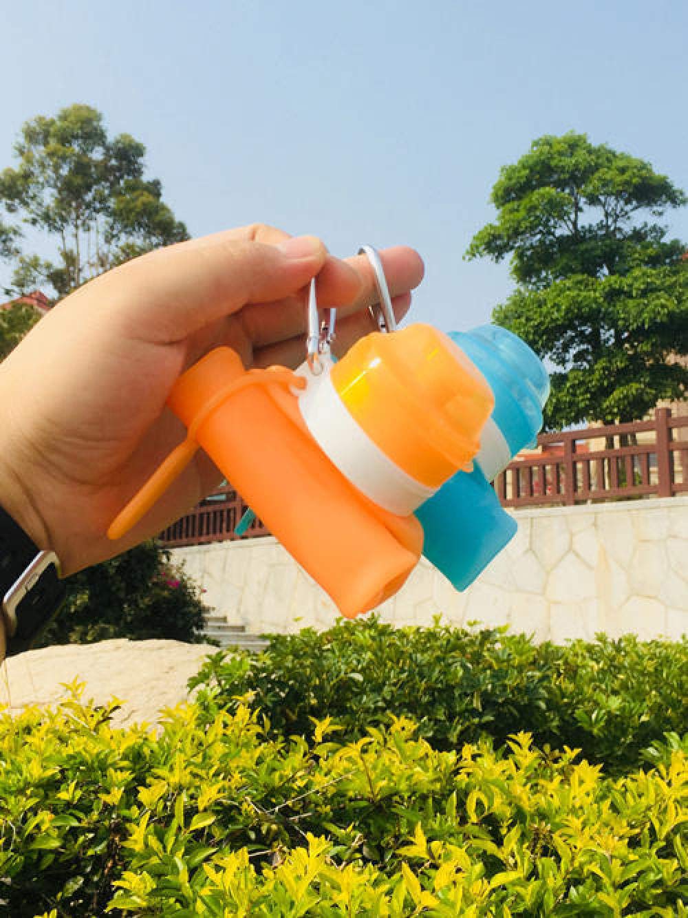 400 ml fitness camping viaje portátil silicona suave taza de agua montañismo plegable bolsa de agua botella de deportes al aire libre, color: gris (color: azul)