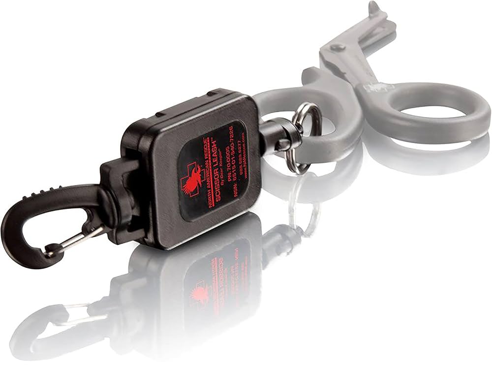 Amazon.com: North American Rescue Retractable Scissor Leash