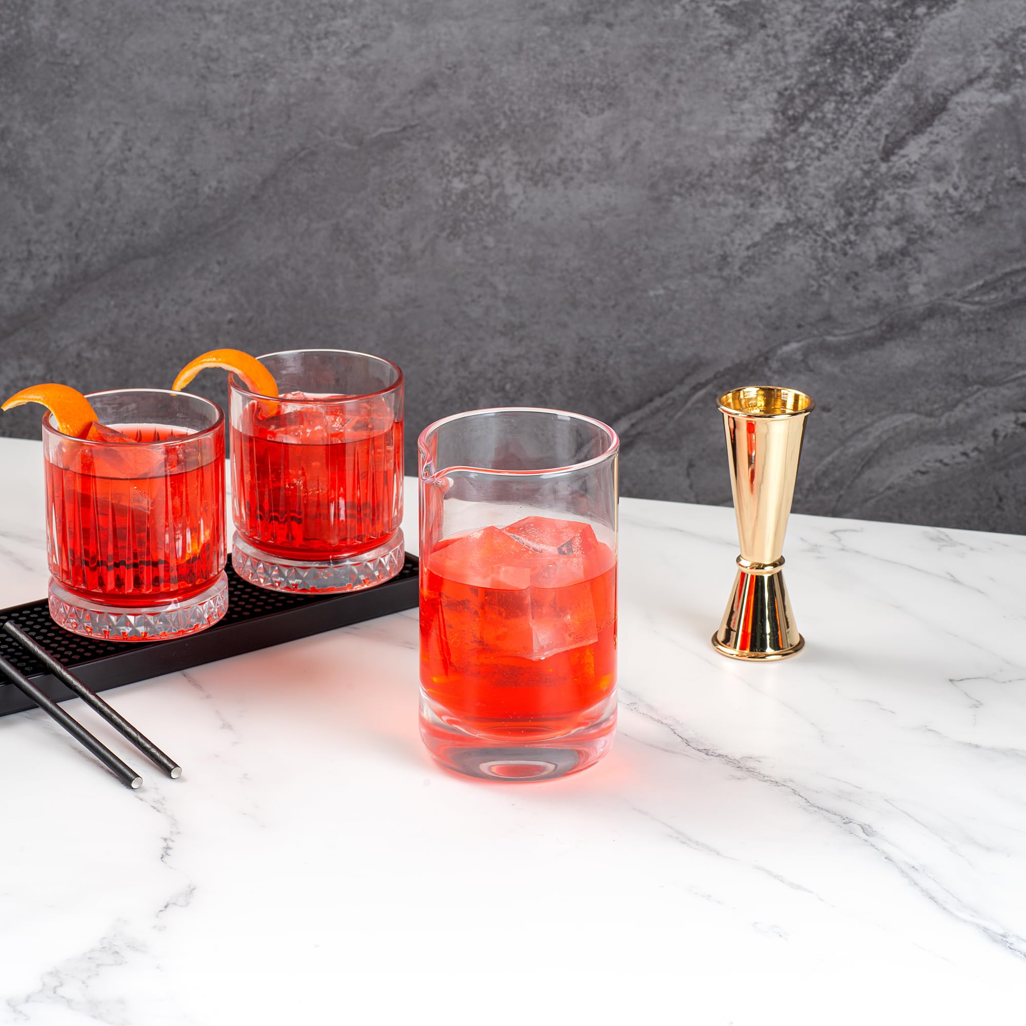 Restaurantware Bar Lux Cocktail Mixing Glass - Hand-Blown Crystal -4 Restaurantware Bar Lux Cocktail Mixing Glass - Hand-Blown Crystal -4