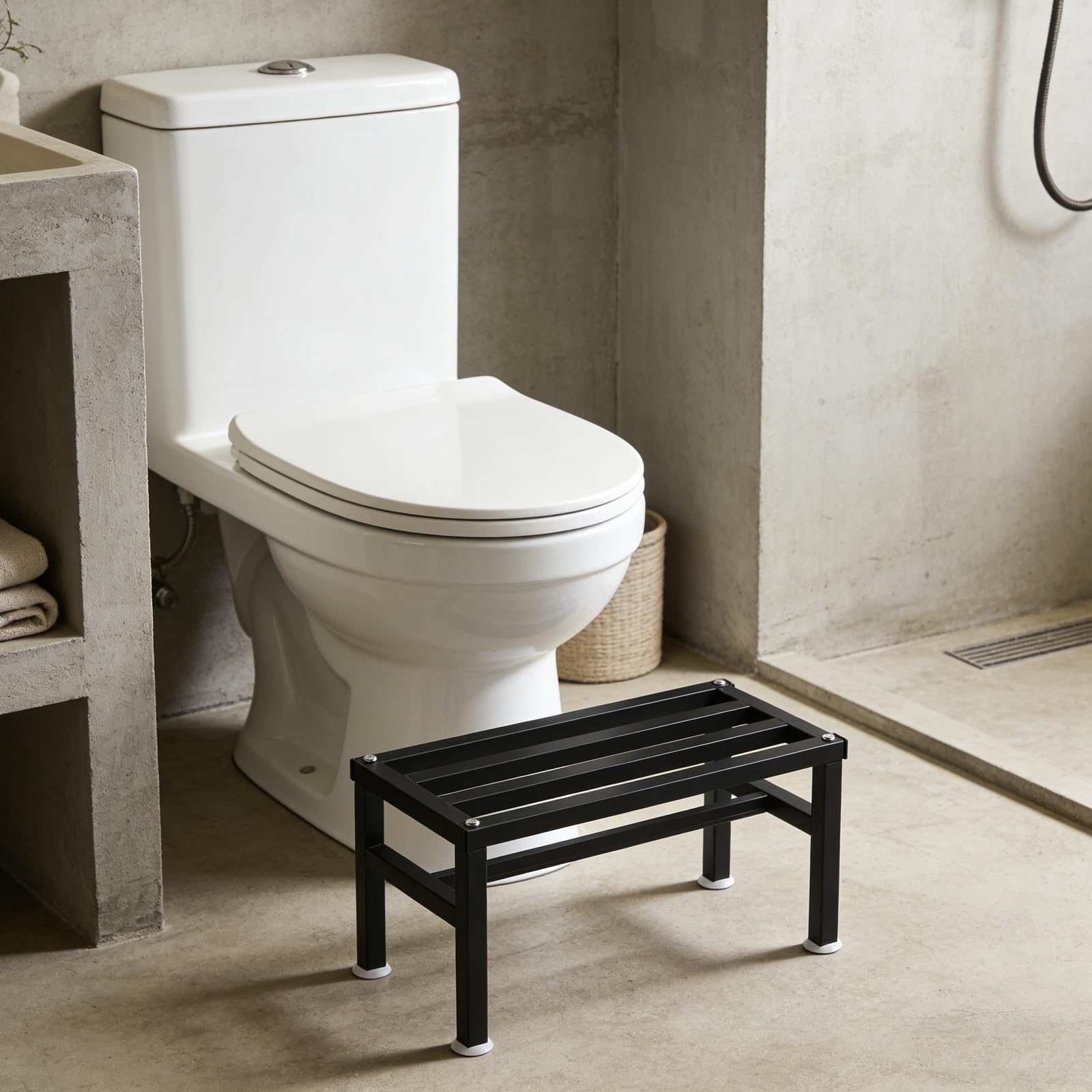Healvian Sgabello Bagno Nero in Ferro Compatto e Resistente alle Macchie per Anziani, Sedile Antiscivolo per Doccia e Wc per Casa e Viaggi