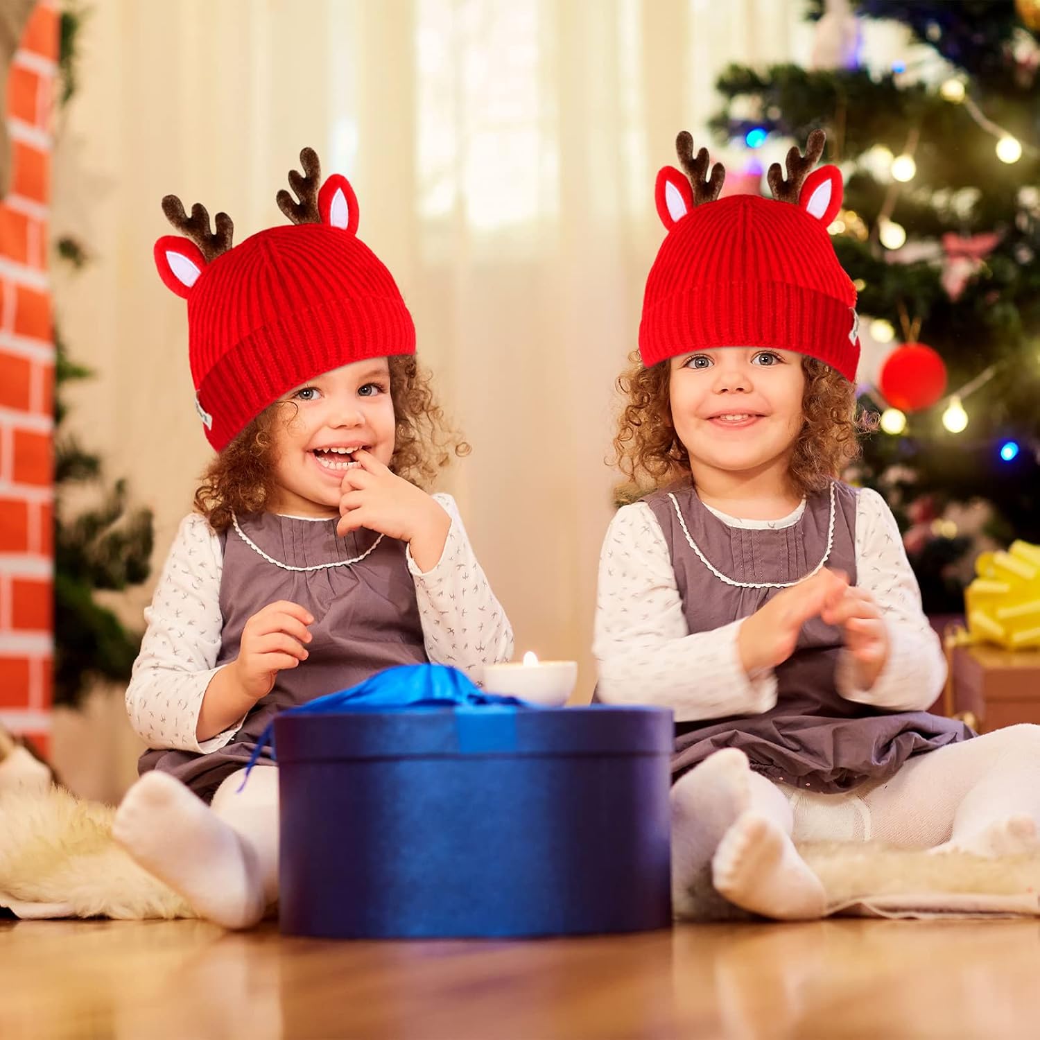 Christmas Winter Beanie Hat Scarf Gloves Set for Kids, Xmas Tree Reindeer Hat Scarf Gloves for Toddler Boys Girls 1-8 Year