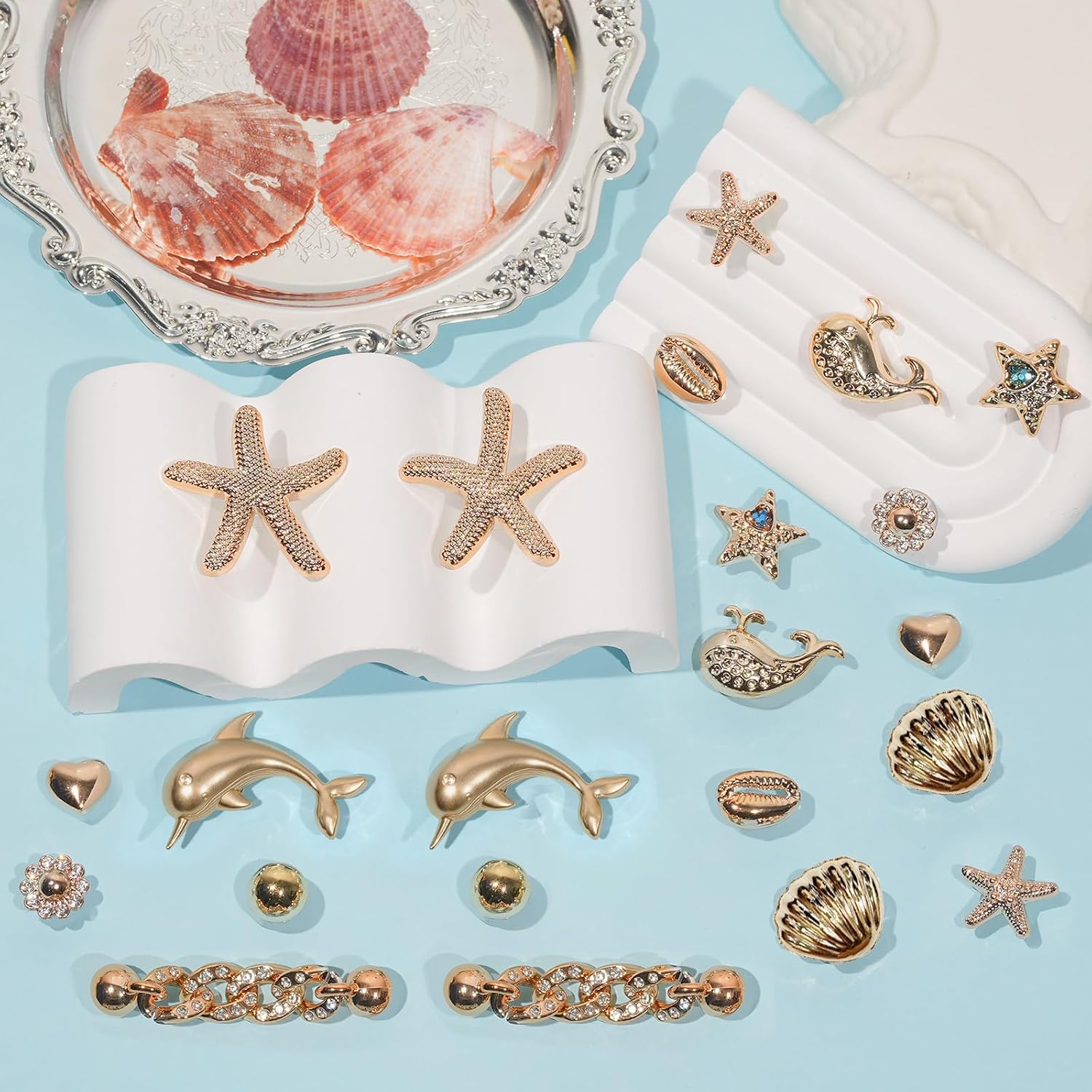 22 Pcs Bling Shoe Charms Gold Dolphin Starfish Whale Ocean Shoe Accessories Bling Gold Shoe Chain for Women Luxury Jewelry Clog Shoe Decoration Charms for Party Favor Birthday Present