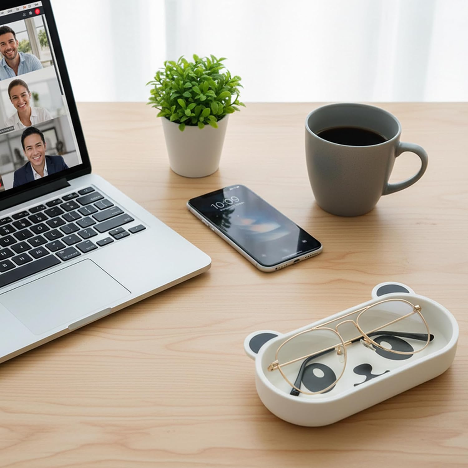 GAOYAING Cute Panda Desktop Eyeglass Organizer Tray