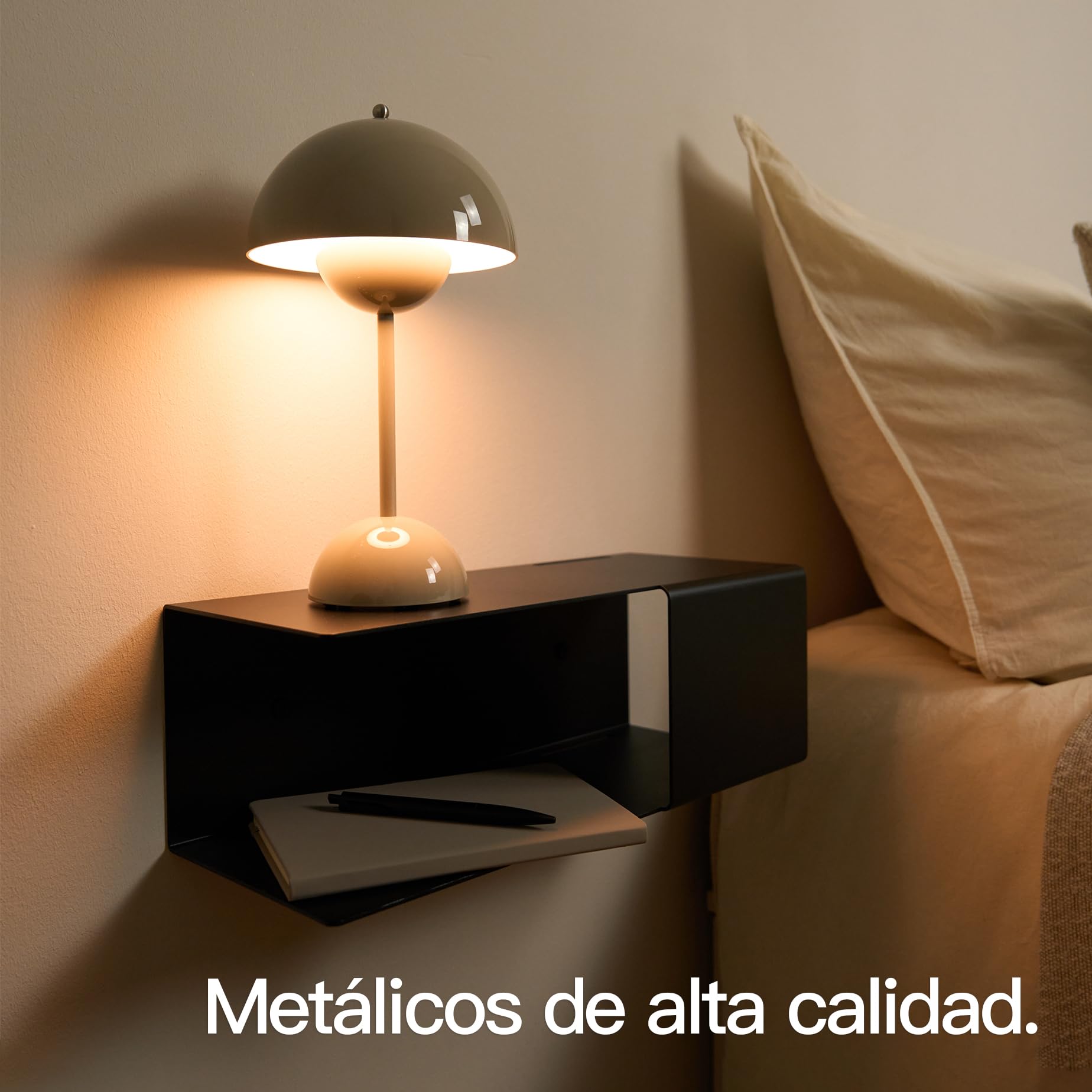 Design Hamburgo Mesita de noche flotante de metal | Negro | Mesita flotante con compartimento oculto y pasacables | Ahorra espacio, moderna y fácil de montar