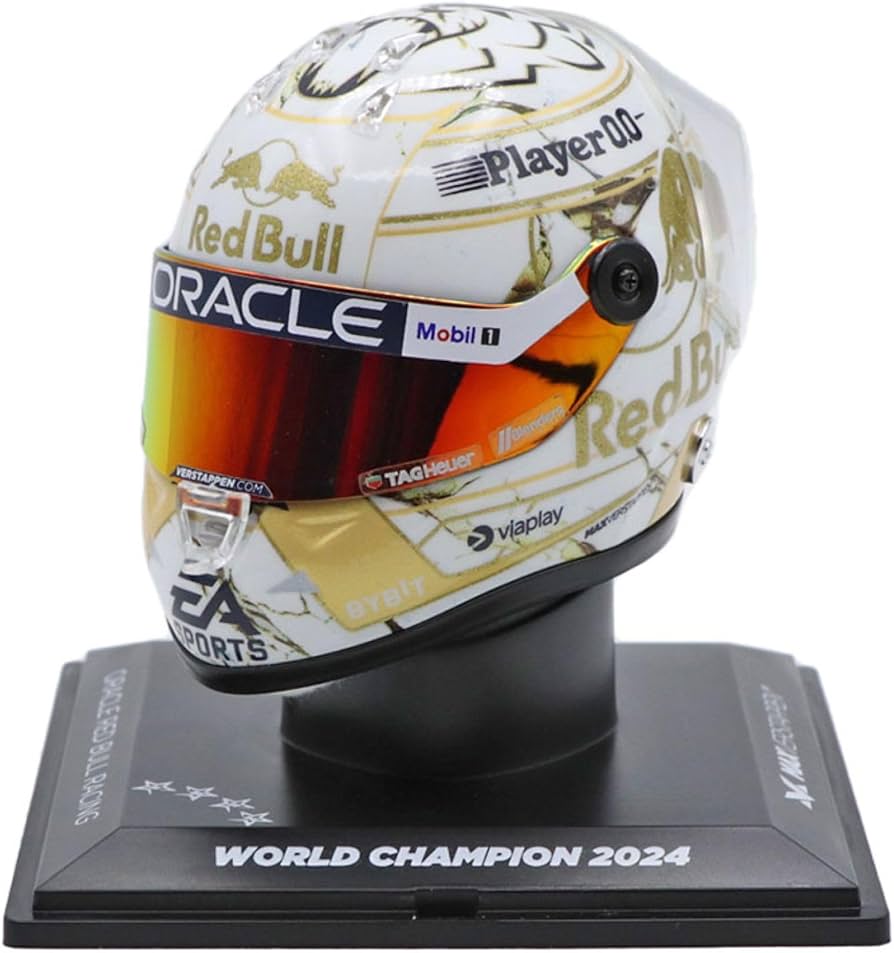 写真集】マックス・フェルスタッペン F1イヤーブック2021 写真集