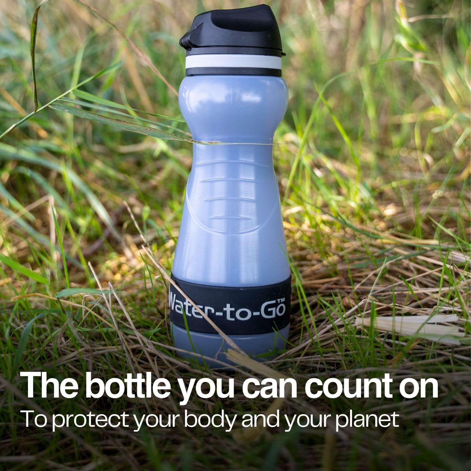 Botella de agua filtrada pequeña (55 cl) con tres filtros, botella de agua de nanofiltración con filtro para viajes, bioplástico sin BPA, color verde