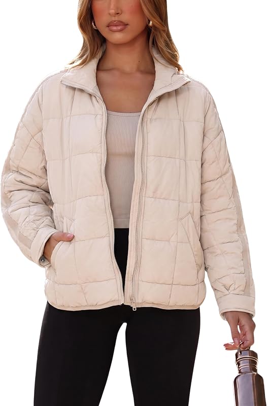 Womens Lightweight Quilted Puffer Jacket Casual Padded Coat | Oversized Short Warm Coat with Pockets, Zip Up, Split Side Hem, 2026 Winter Outwear