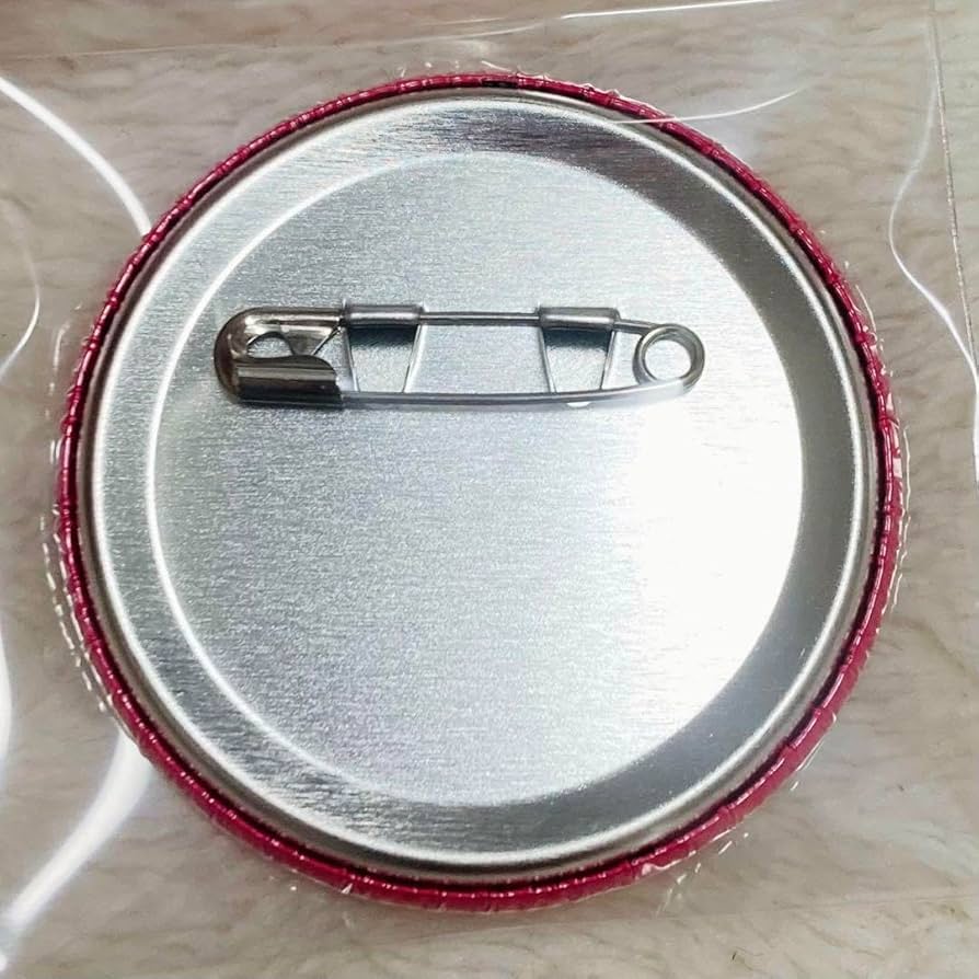 Amazon.co.jp: nqrse なるせ XYZ TOUR 2020 バレキス 缶バッジ : おもちゃ