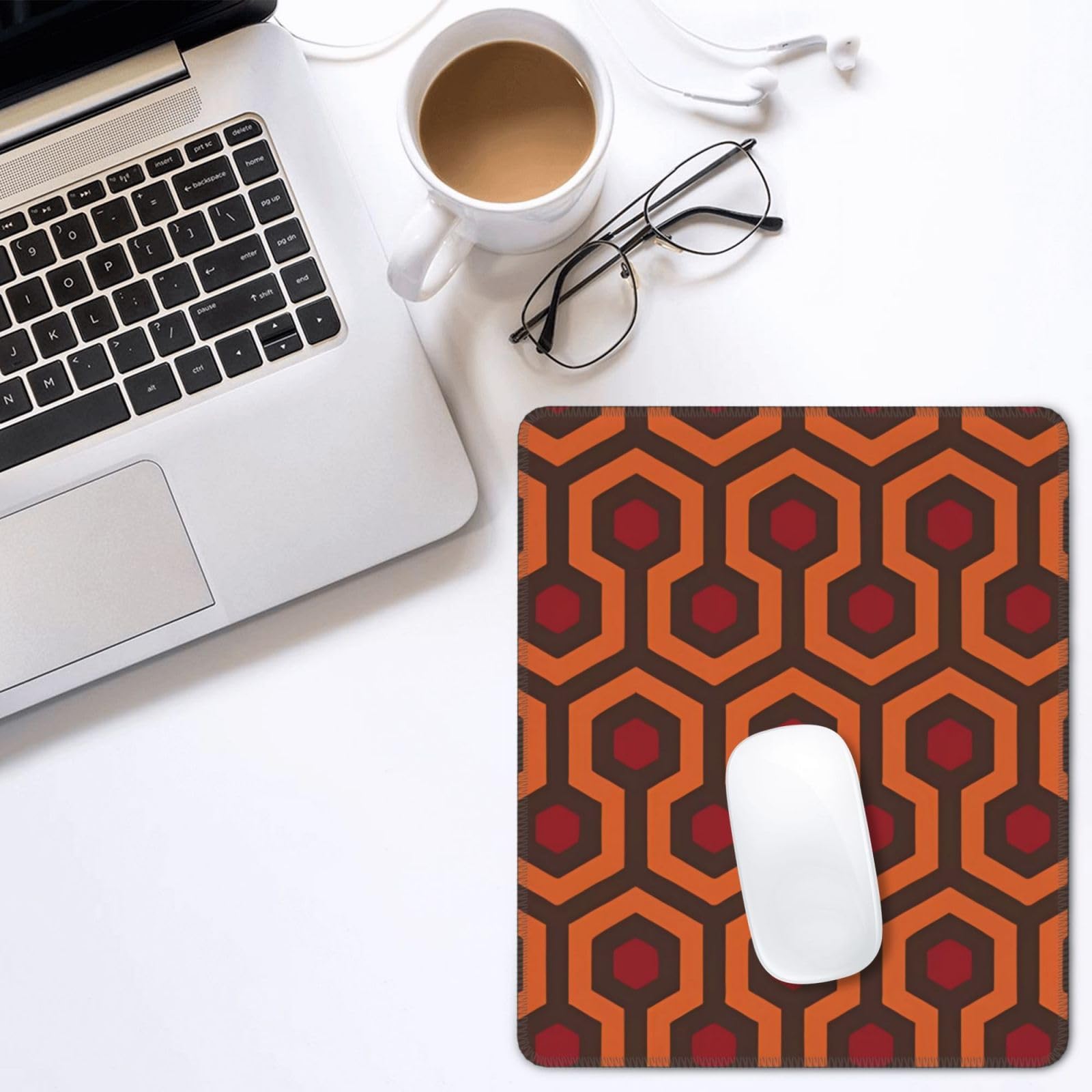 Shining Overlook Tapis De Souris D'ordinateur Avec Bords Cousus, Base En Caoutchouc Antidérapant, Et Pour Tous Les Types De Souris, 17,8 X 21,6 Cm