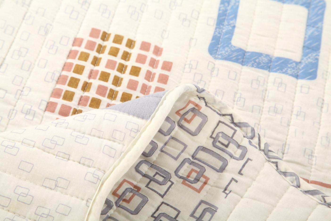 Tache Farmhouse 3 Piece Cream White Cubic Square Geometric Lightweight Reversible Bedspread Quilt Set, Queen