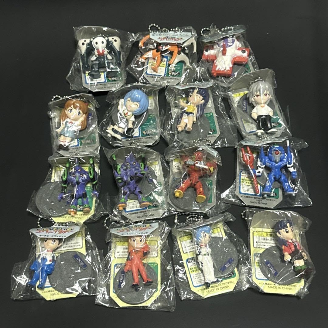 新世紀エヴァンゲリオン　キーチェーンフィギュア　15種 Amazon.co.jp: 15体 まとめ売り キーチェーン フィギュア 新世紀