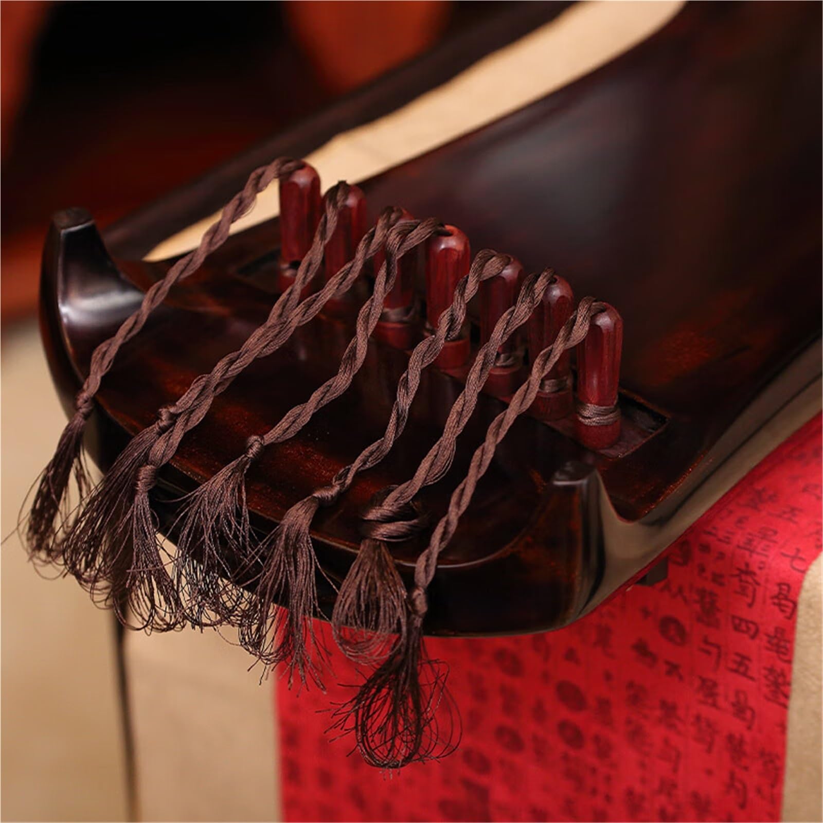 Stuletni Guqin Z Drewna Cedrowego Czysto Ręcznie Wykonany Instrument Siedmiostrunowy Guqin (chińska Cytra)