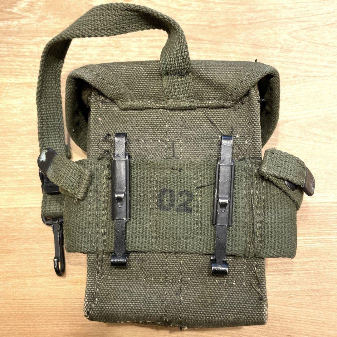米軍　M-1967　ナイロン　Ｍ16　20RD　マガジンポーチ　2個セット　1968年製　新品未使用 ベトナム戦 ゛デッドストック ゛Ｍ１９６７ナイロン製Ｍ１６用２０連