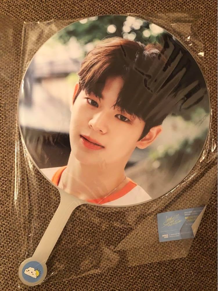 キヒョン うちわ セット MONSTA X キヒョン うちわセット MONSTA X キヒョン うちわセット