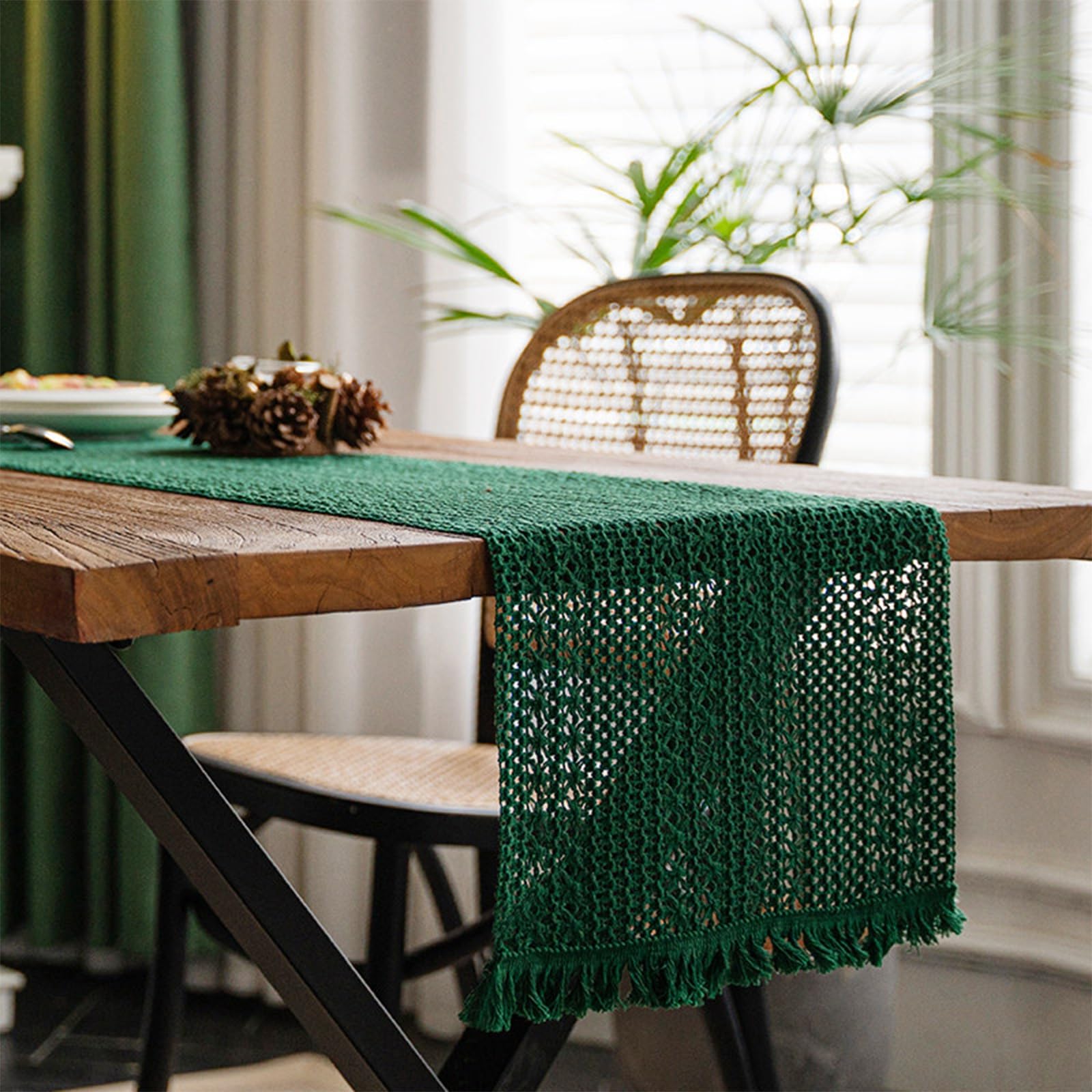 Vintage Woven Table Runner,Green Tassel Table Runner,Rustic Farmhouse Style,Table Decor for Dining Rooms and Holiday Parties(L300cm/118.1in)