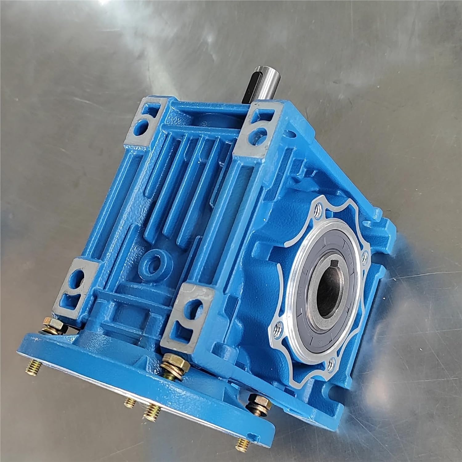 High Worm Gear Gearbox Gearmotor Reducer NMRV 050-VS Input 14/11/19 Ratio 5:1/100:1 Industrial Applications(RV50-VS Ratio 5,Input 19 FL80B14)