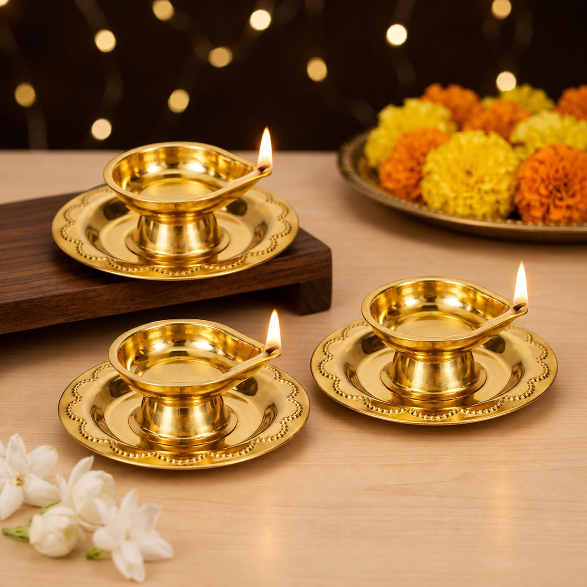 Spillbox Traditional Brass Diya for Puja | Pooja Aarti | Arti Deepak Deepam Oil Lamp for Home Temple Decor Gifts Puja Articles Decor Gifts (3) -DD Diya