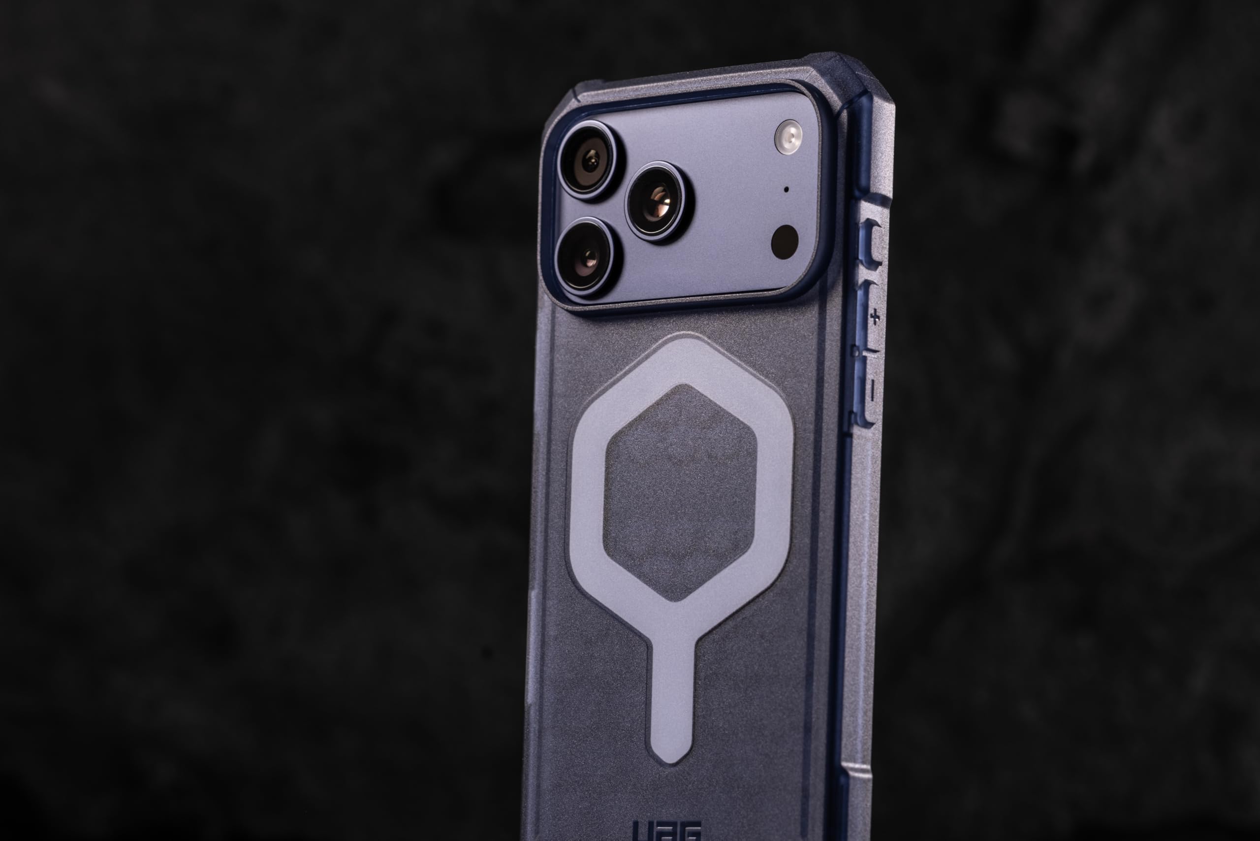 Amazon.com: URBAN ARMOR GEAR UAG Designed for iPhone 17 Pro Max