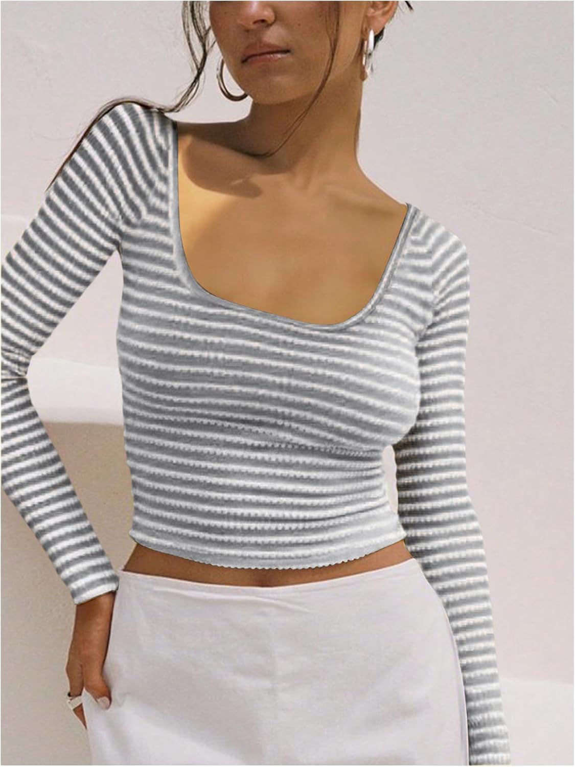 WDIRARA Women's Striped Tee Shirt Ribbed Long Sleeve Slim Fit Crop Tops - Image 3