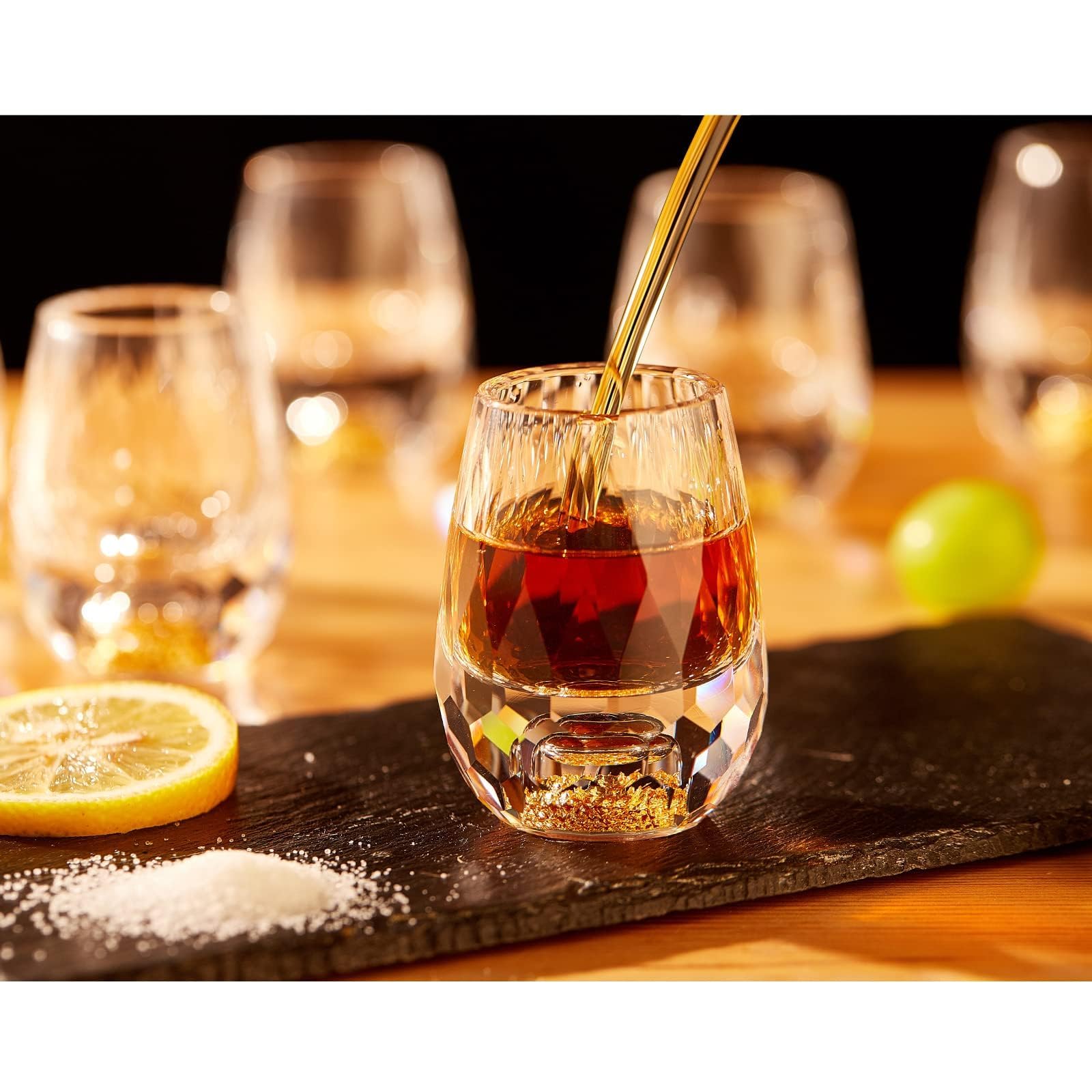 DUJUST Verres à Shot en Diamant 4cl(45ml), Ensemble de Verres à Liqueur en Cristal, Décorés d'or 24 Carats, Tasses Luxueuses et Mignonnes, sans BPA ni Plomb, Cadeau Parfait - 6 pièces