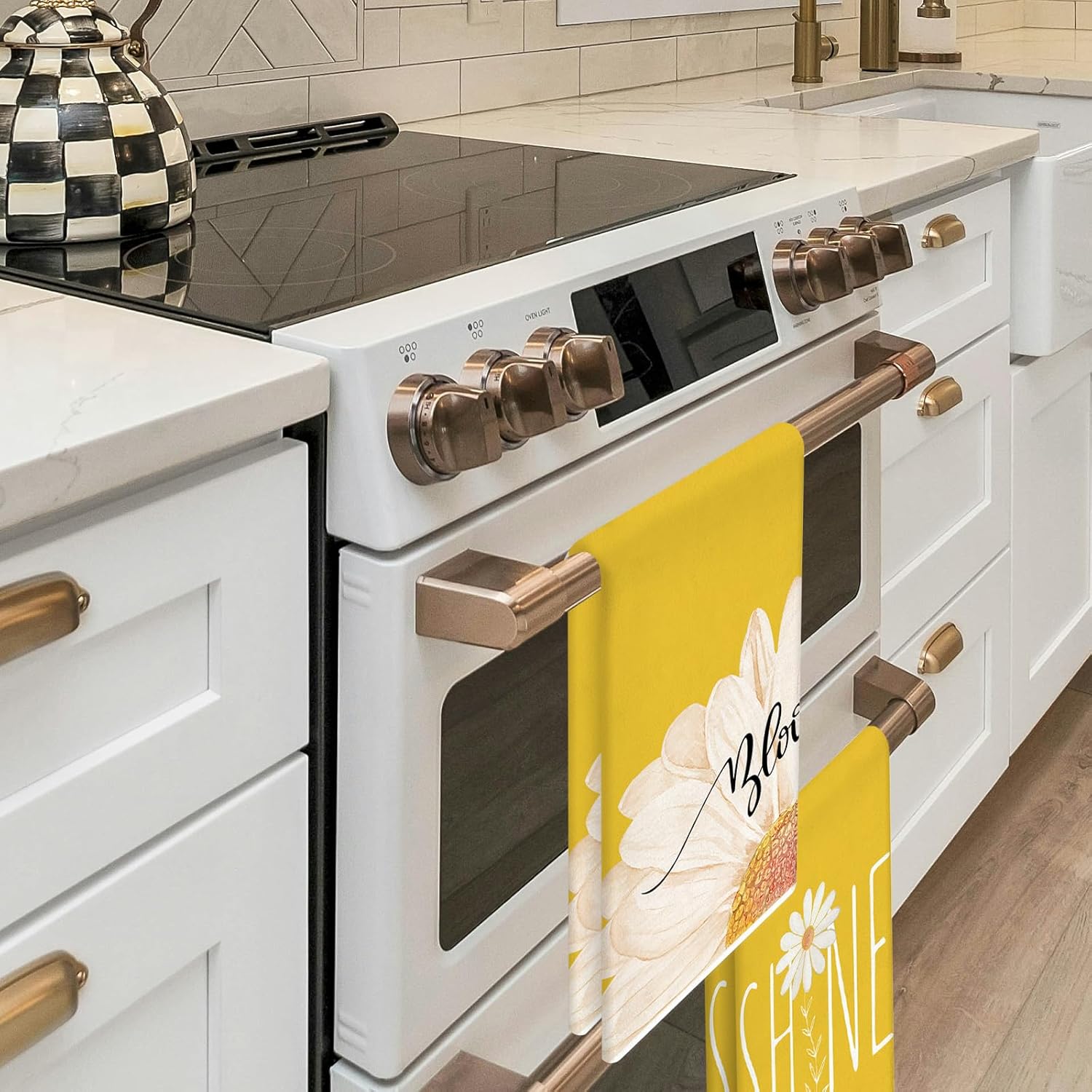 TAJWE Spring Kitchen Towels 18x26 Inch Set of 2 Sunshine Bloom Yellow Daisy Dish Towels Farmhouse Summer Holiday Floral Hand Cloths for Home Decoration - Image 5