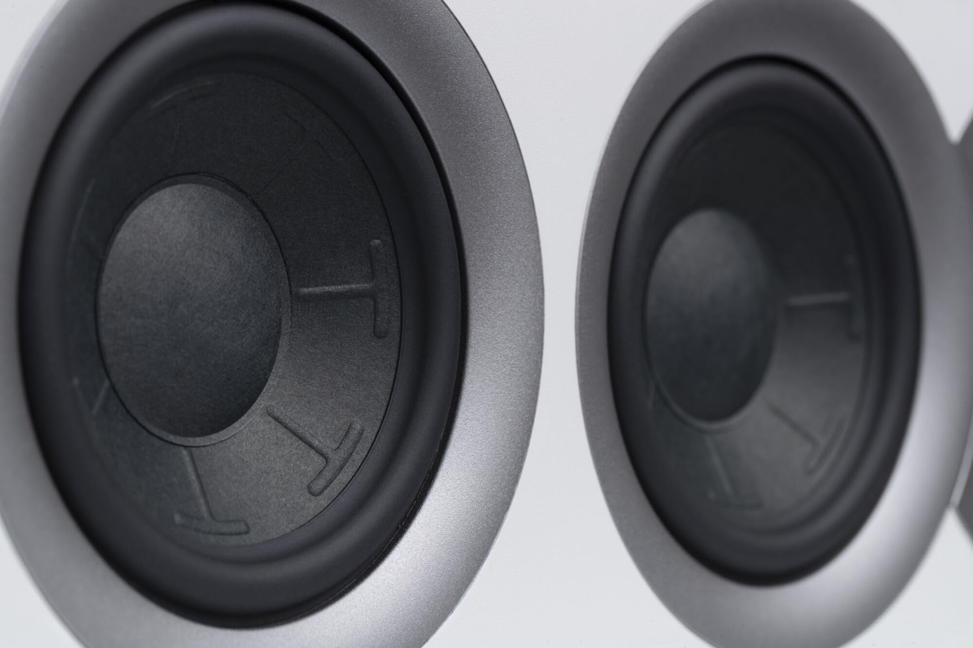 Jamo S7-43C Center Channel Grey Cloud Altavoz de Canal Central con woofers de 14 cm Gris