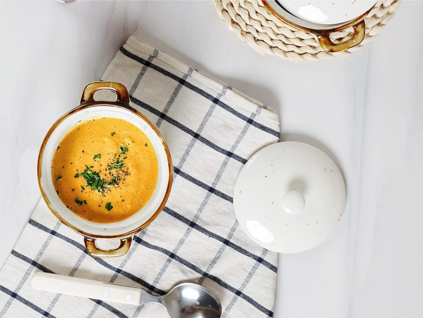 ONEMORE Mini Cocotte Set of 4, 12 oz Ceramic Ramekins with Lids and Handles, Small Casserole Dishes for Oven, Mini Dutch Oven for Soup, Souffle, Pot Pie and Baking, Microwave & Dishwasher Safe, Creamy White
