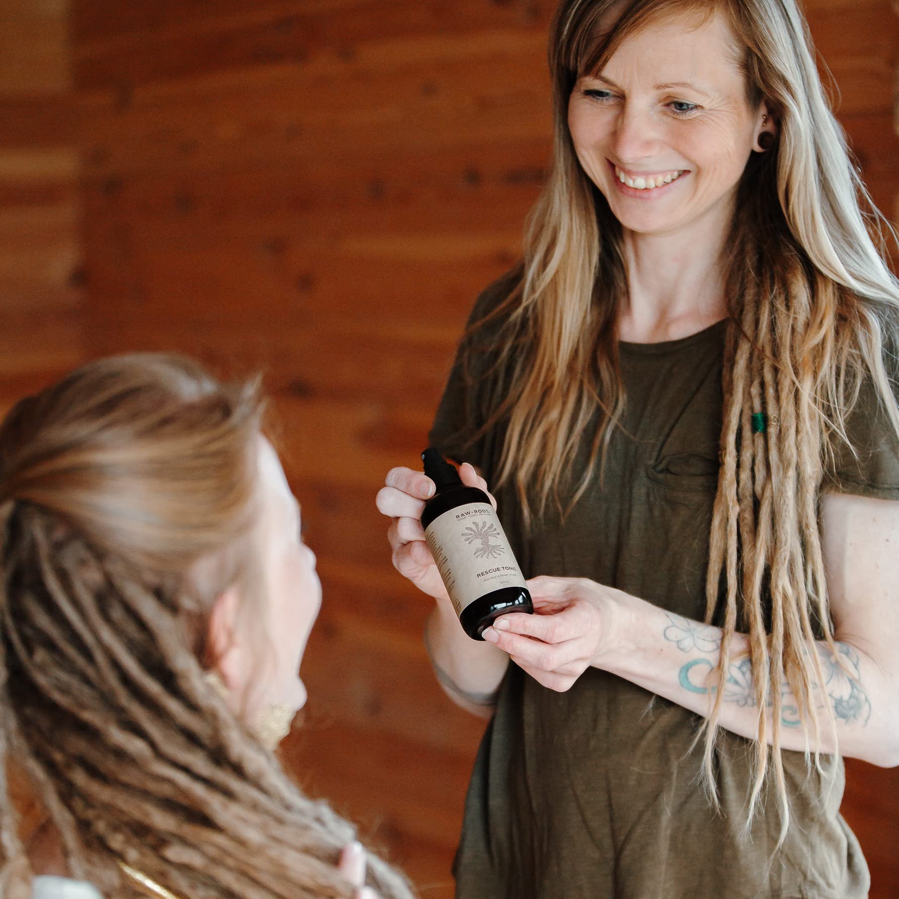 RAW ROOTs Rescue Tonic 200ml | Spray Naturel Rafraîchissant pour Dreadlocks Secs, Cuir Chevelu Irrité et Peaux Sèches | Spray Polyvalent sans Sulfates, Silicone ni Parabènes