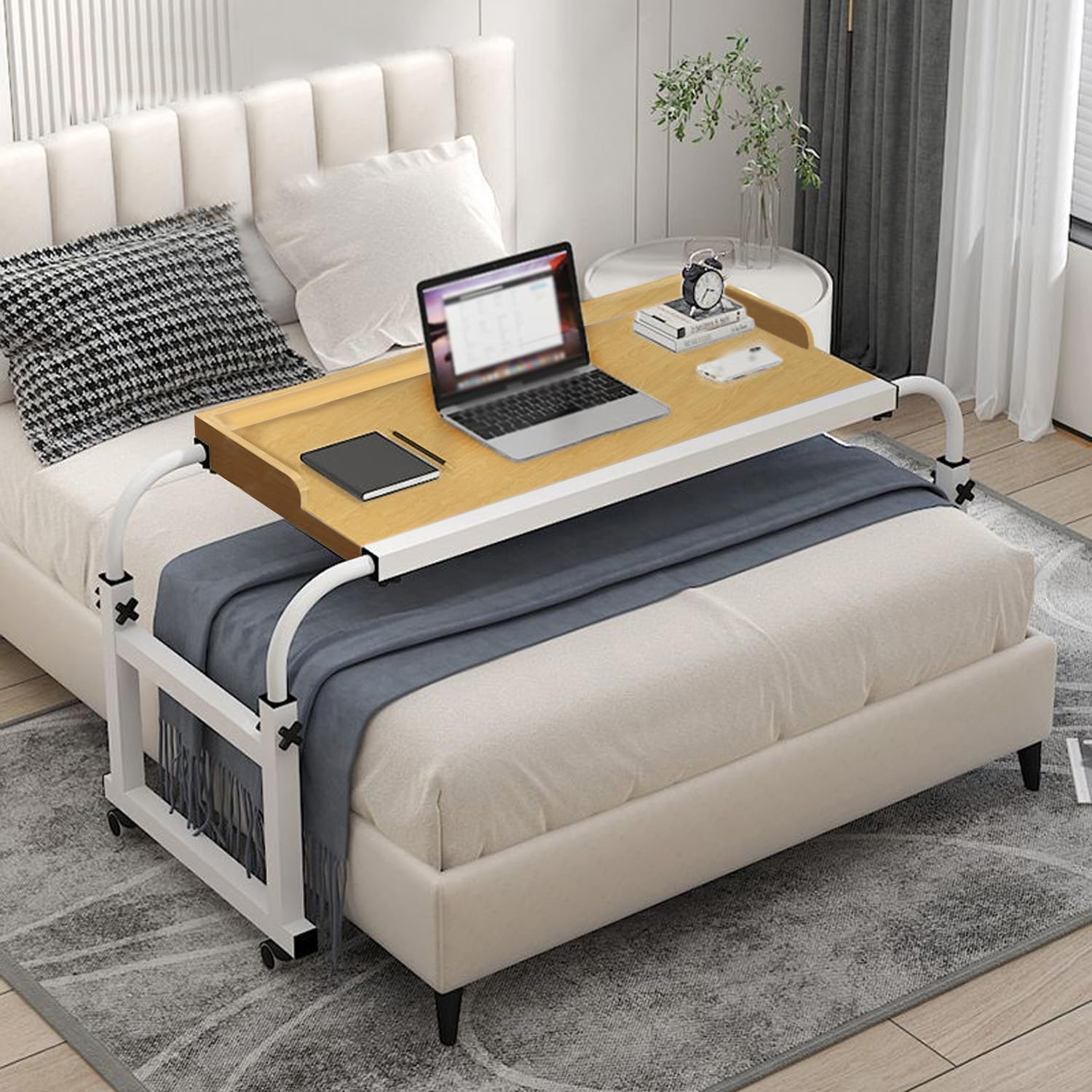 Table à roulettes réglable pour travailler au lit ou dîner sur le canapé