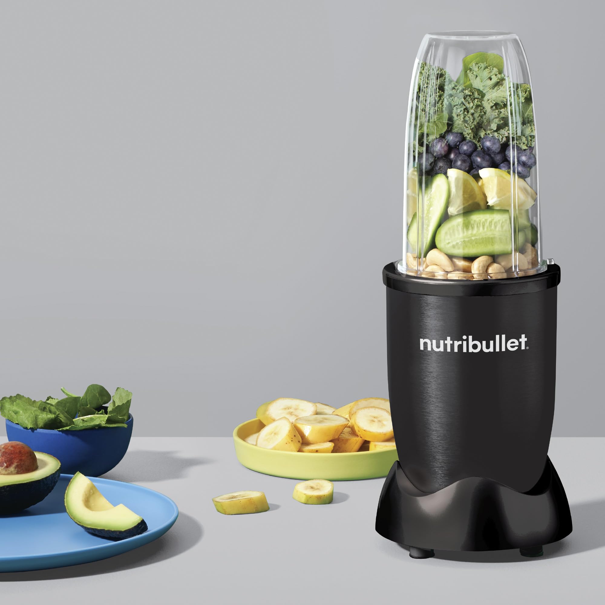 NutriBullet Pro - Personal Blender, 900W, comes with 4 accessories
