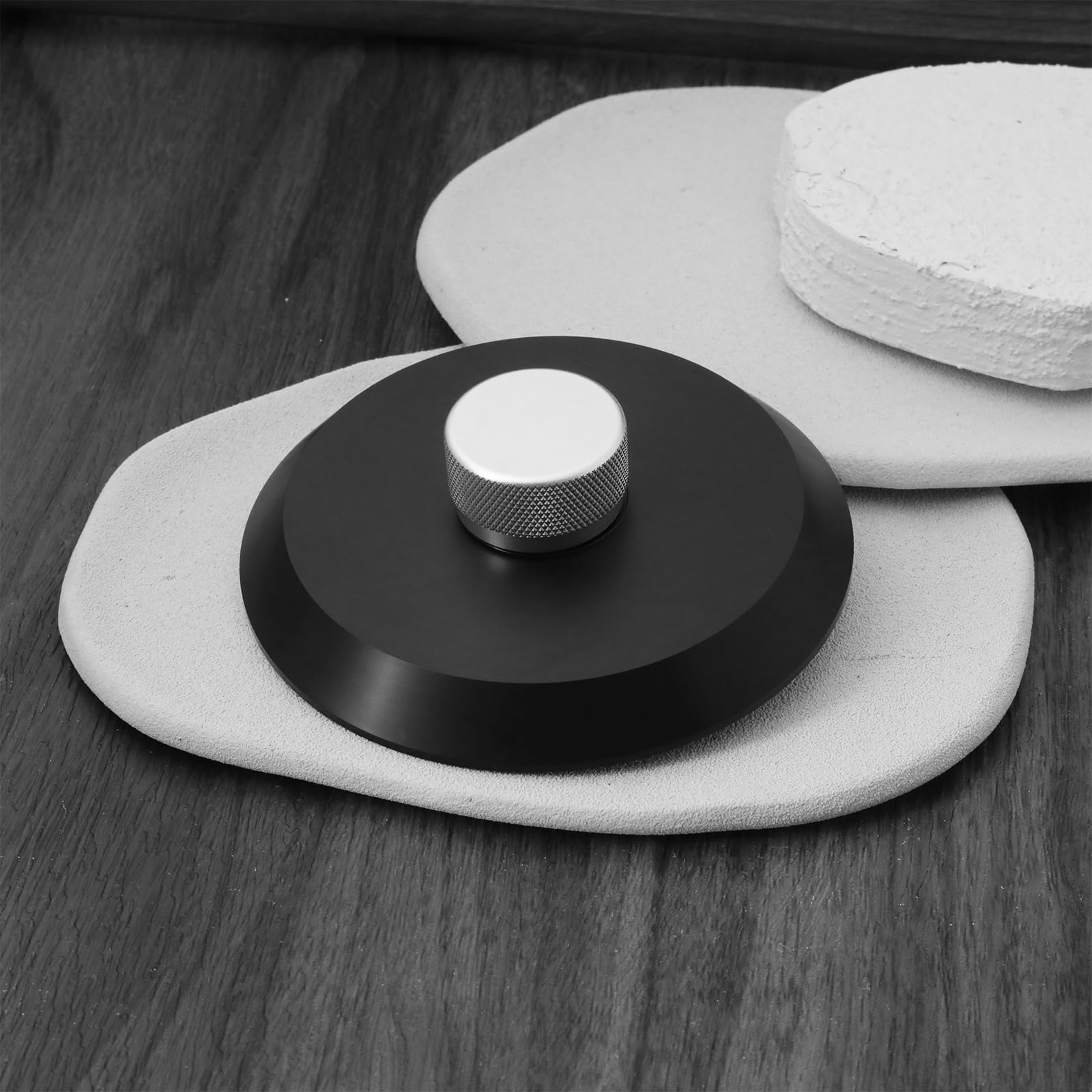Abrazadera de Discos Black Engineering Compatible con Rega Tocadiscos con Parte Superior Plateada