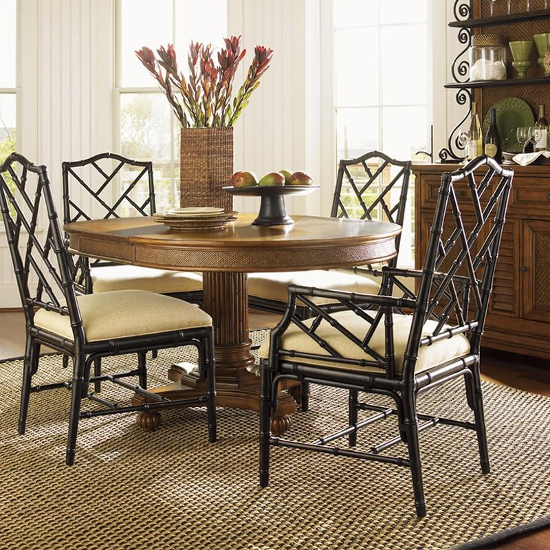 Vintage Round Pedestal Dining Table – Traditional Solid Wood Dining Table for Farmhouse, Coastal & Luxury Classic Interiors