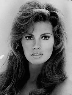 Raquel Welch Photo Print (8 x 10)