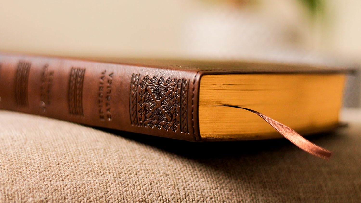 Biblia Católica, Tamaño personal, Leathersoft, Café, Comfort Print (Spanish Edition)