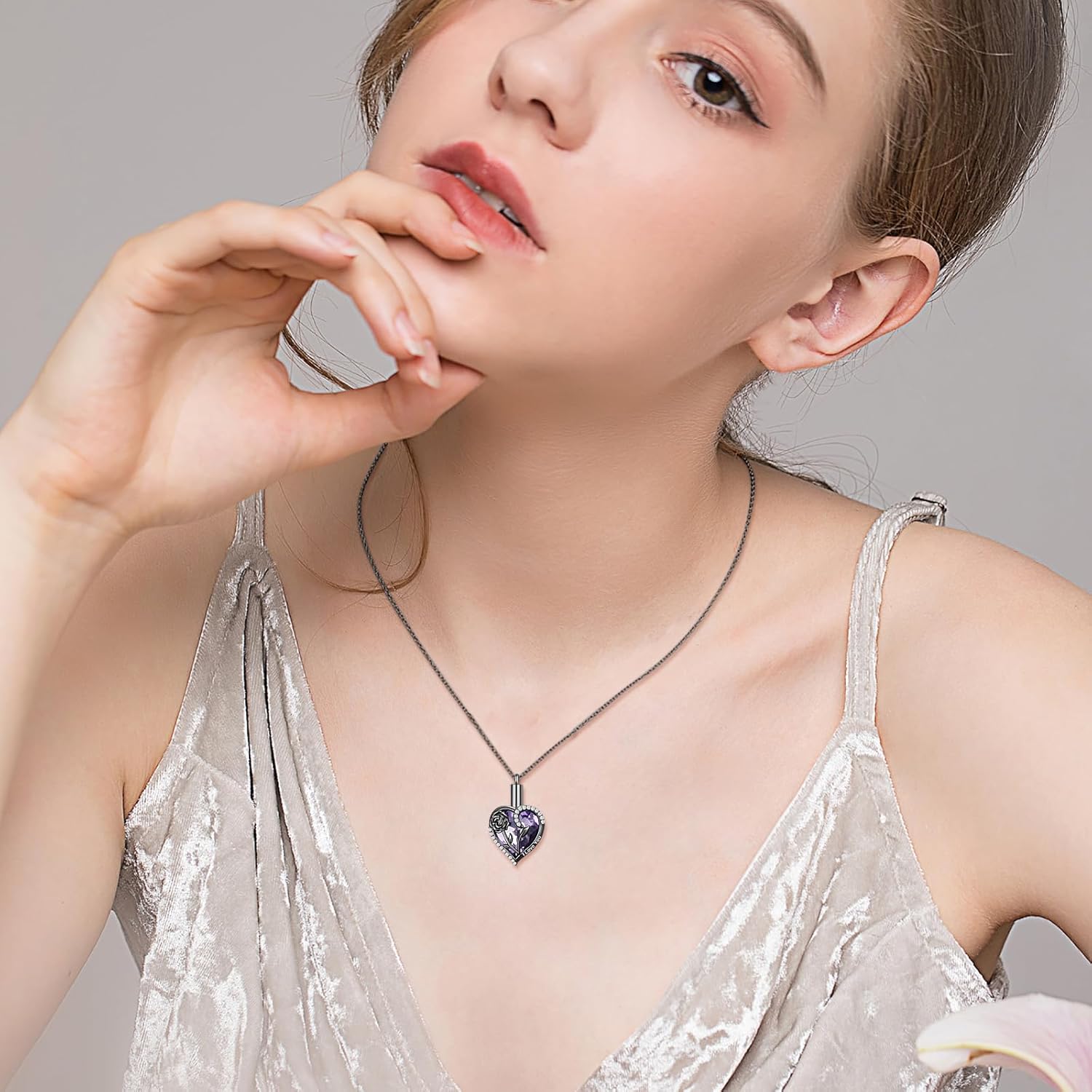 DAOCHONG 925 Sterling Silver Heart Cremation Jewelry Rose Flower Urn Necklaces for Ashes for Women Memorial Human Pet Ashes Pendant Keepsake Necklace for Ashes of Loved Ones - Image 2