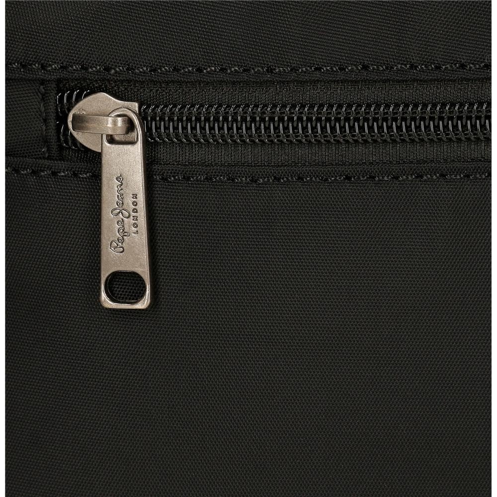 Pepe Jeans Christine Mochila para Portátil Portátil 15,6 Pulgadas Negro 29x40x11 cms Poliéster con Detalles en Piel Sintética 15,6L by Joumma Bags